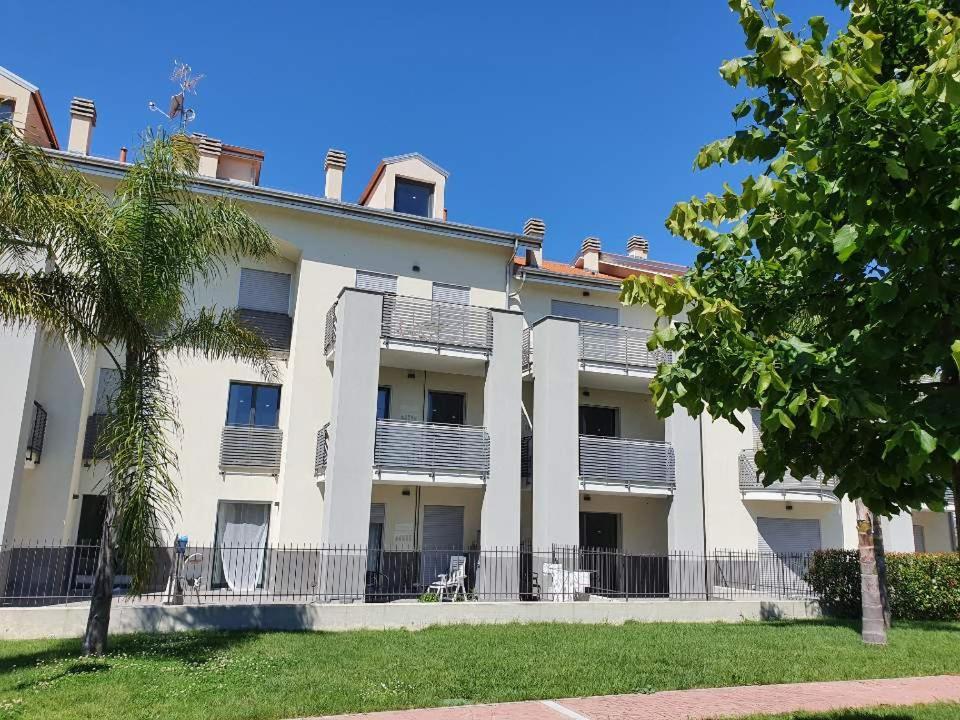 산토바르톨로메오알마레 Casa Di Clara 아파트 외부 사진